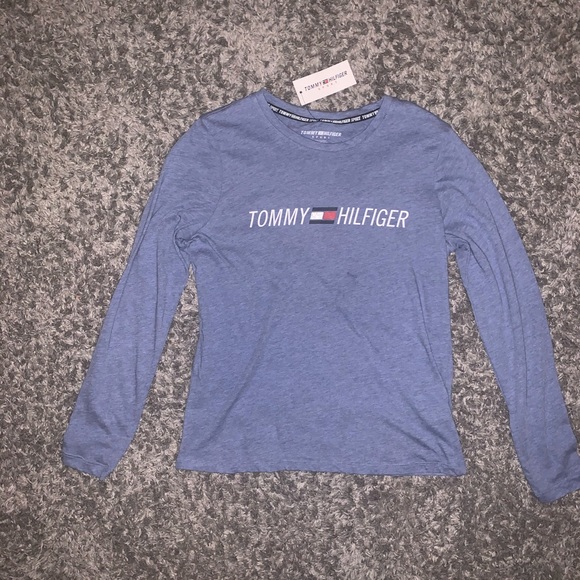 Tommy Hilfiger Tops - Tommy Hilfiger Sport Womens Graphic Long Sleeves